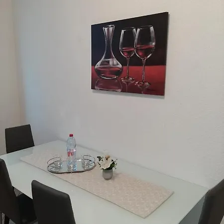 Sam - Gasthaus.md Homestay